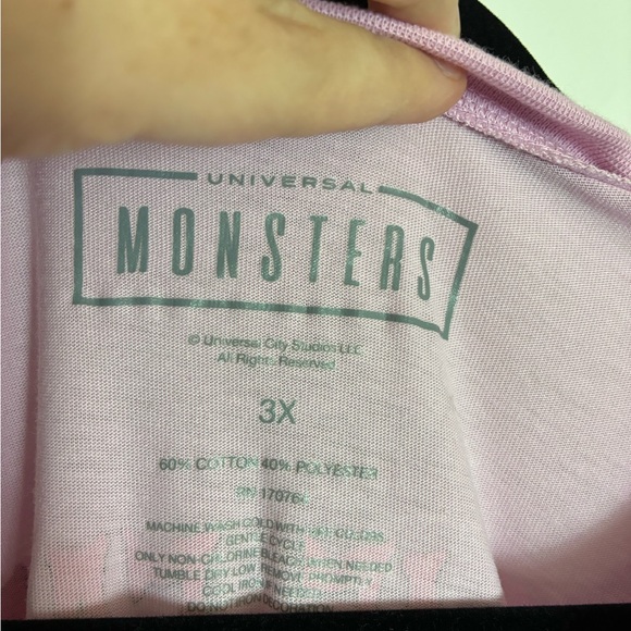 Gothic Bride Of Frankenstein Relaxed Shirt Pink & Green Soft Stretchy size 3X - Picture 5 of 5